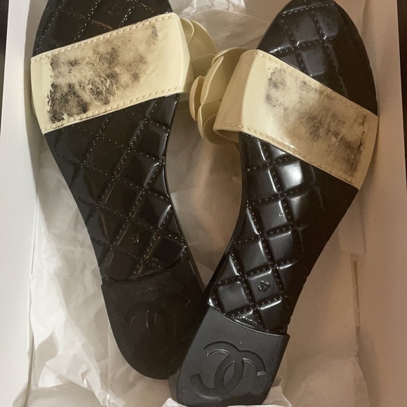 Chanel Camelia Flats - Picture 3 of 3